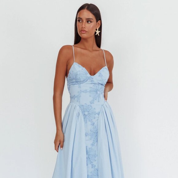 ISO Selfie Leslie Serifine Floral Embellished Maxi Dress Blue - Picture 2 of 2